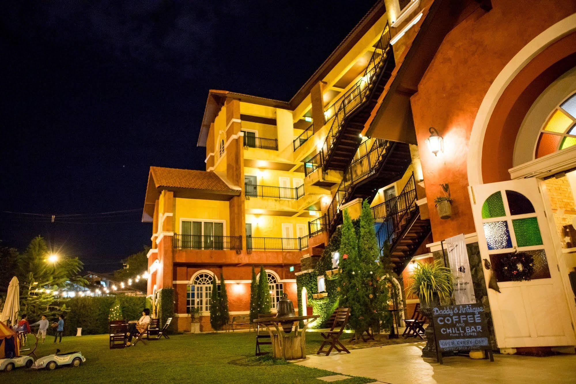 San Pareni Hotel Чіангмай Екстер'єр фото