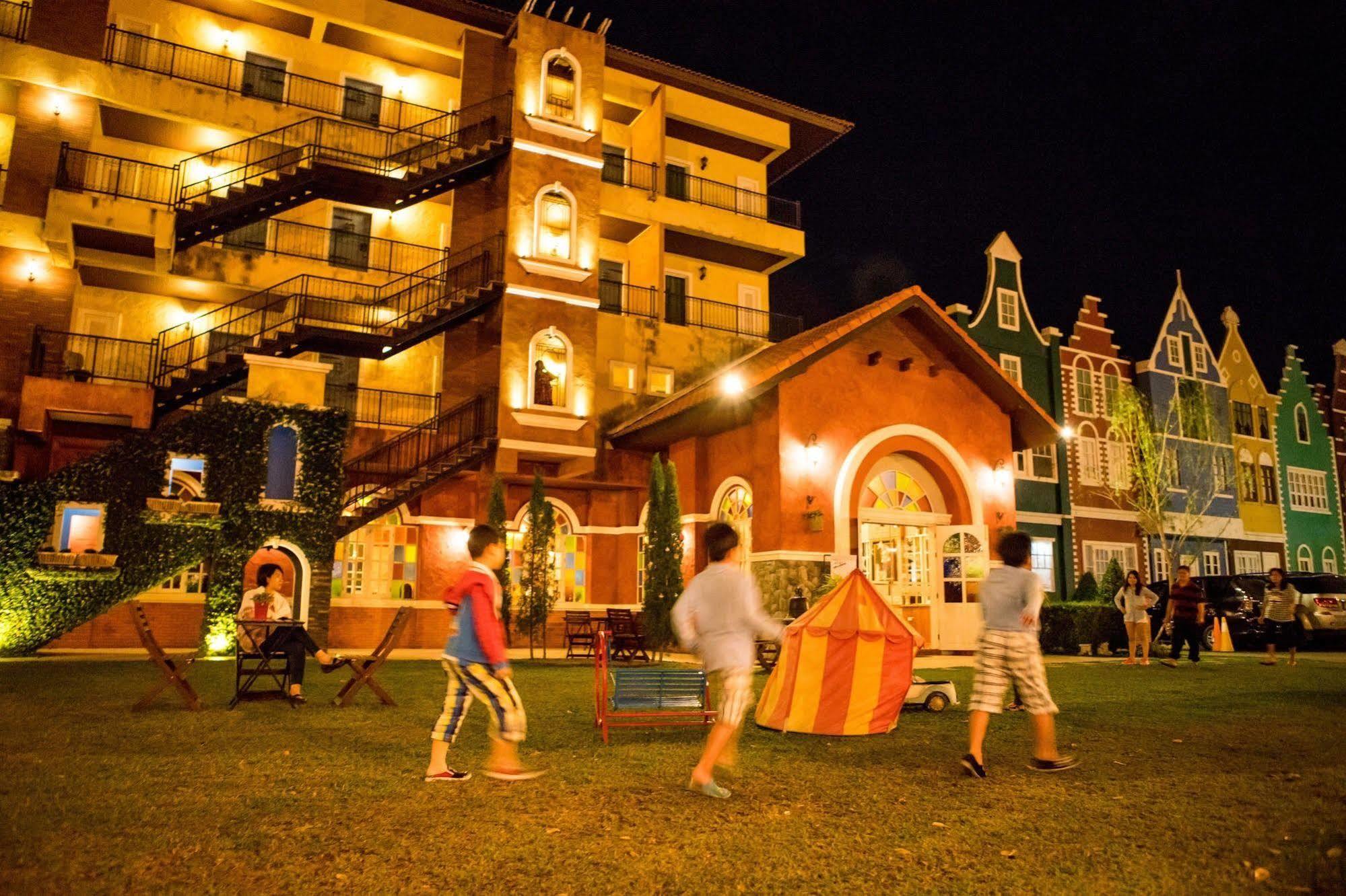 San Pareni Hotel Чіангмай Екстер'єр фото